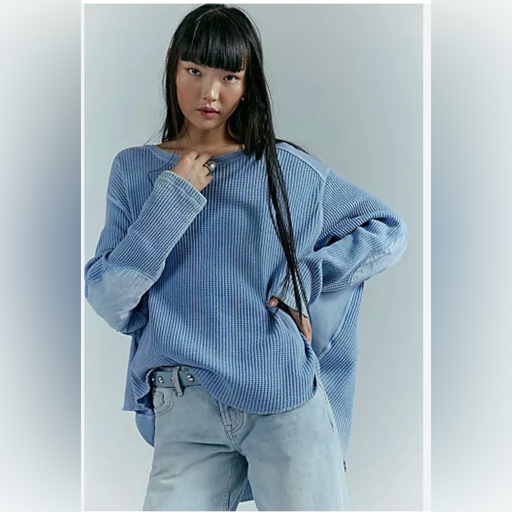Oversized Waffle Knit Sweater - Light Blue